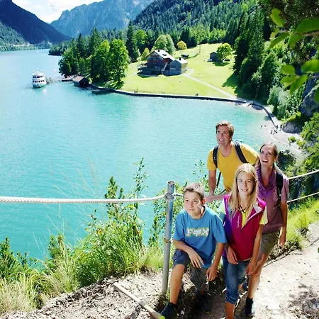 In Achenkirch With A Garden Daire